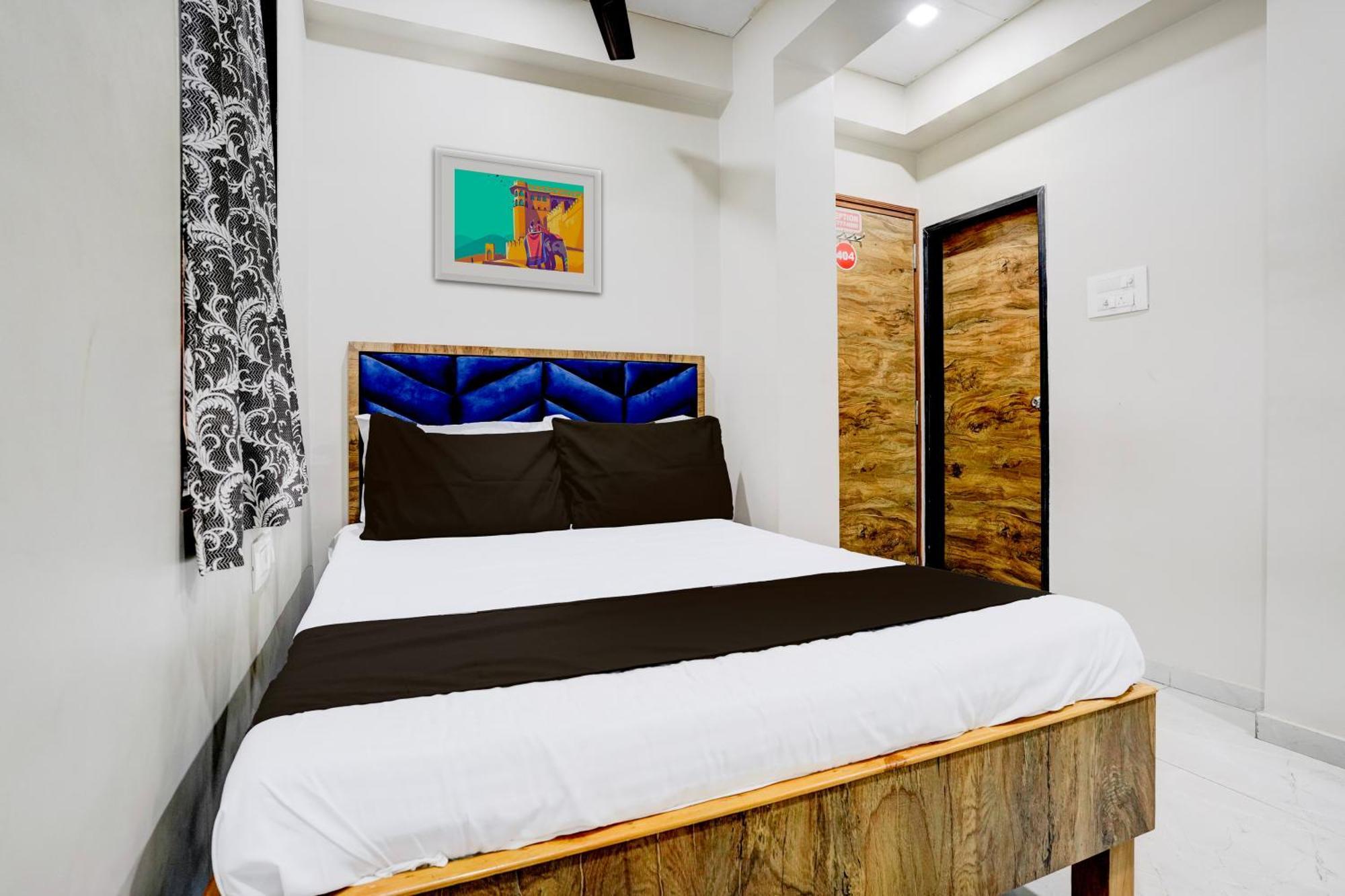 Super Hotel O Divine Fine Dine Lodging And Boarding Kalyan Exterior photo