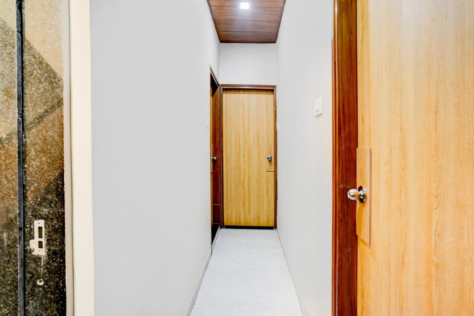 Super Hotel O Divine Fine Dine Lodging And Boarding Kalyan Exterior photo