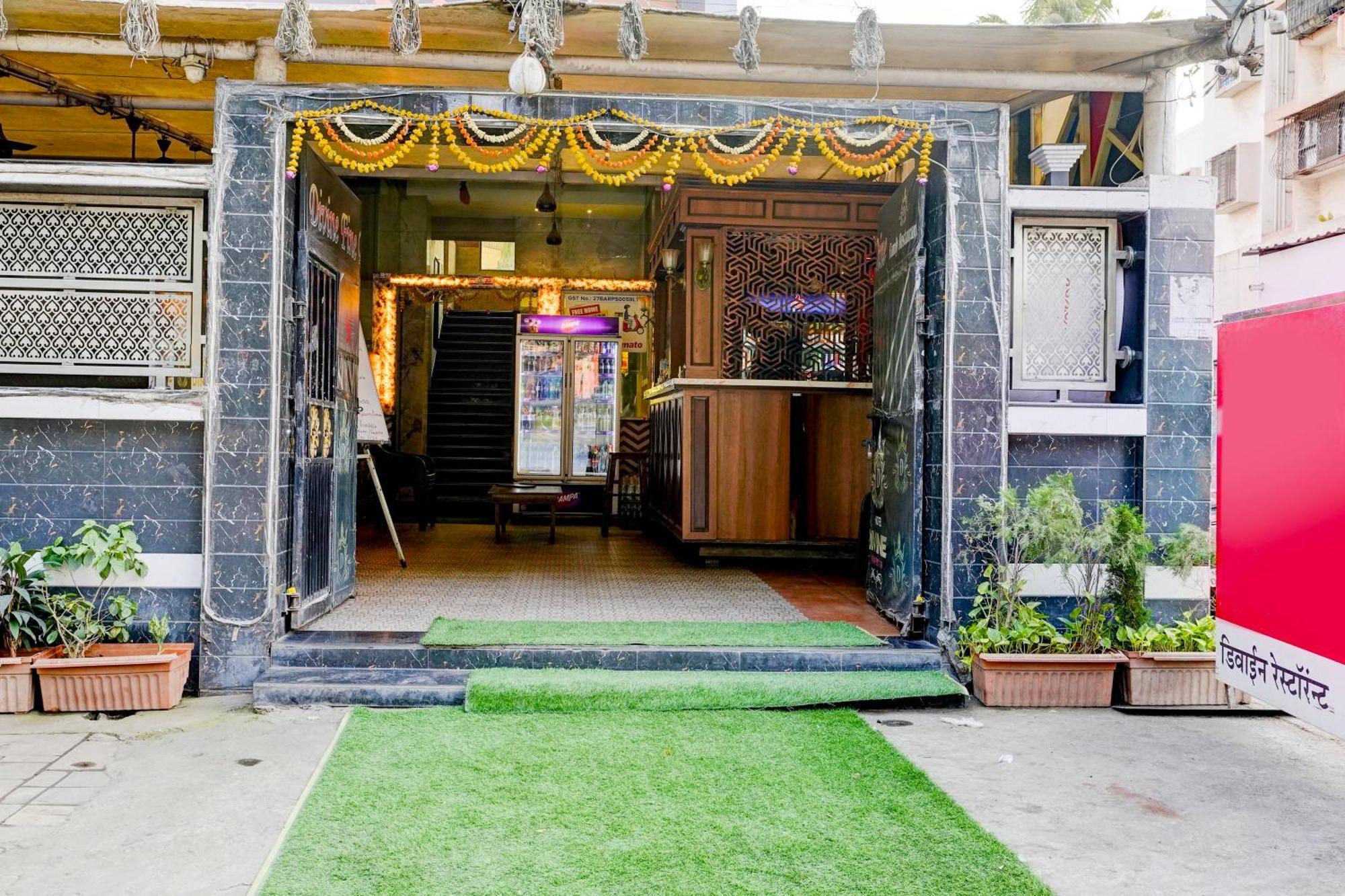 Super Hotel O Divine Fine Dine Lodging And Boarding Kalyan Exterior photo